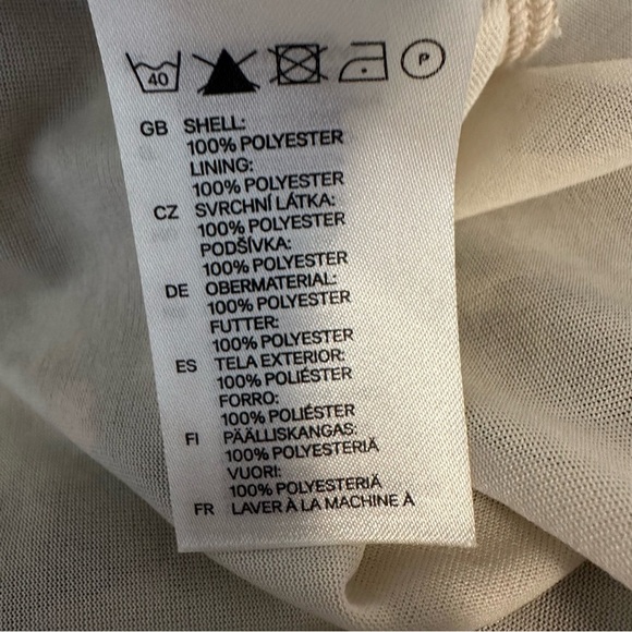 H&M Floral Slit Sleeve Dress 8 - Picture 12 of 13